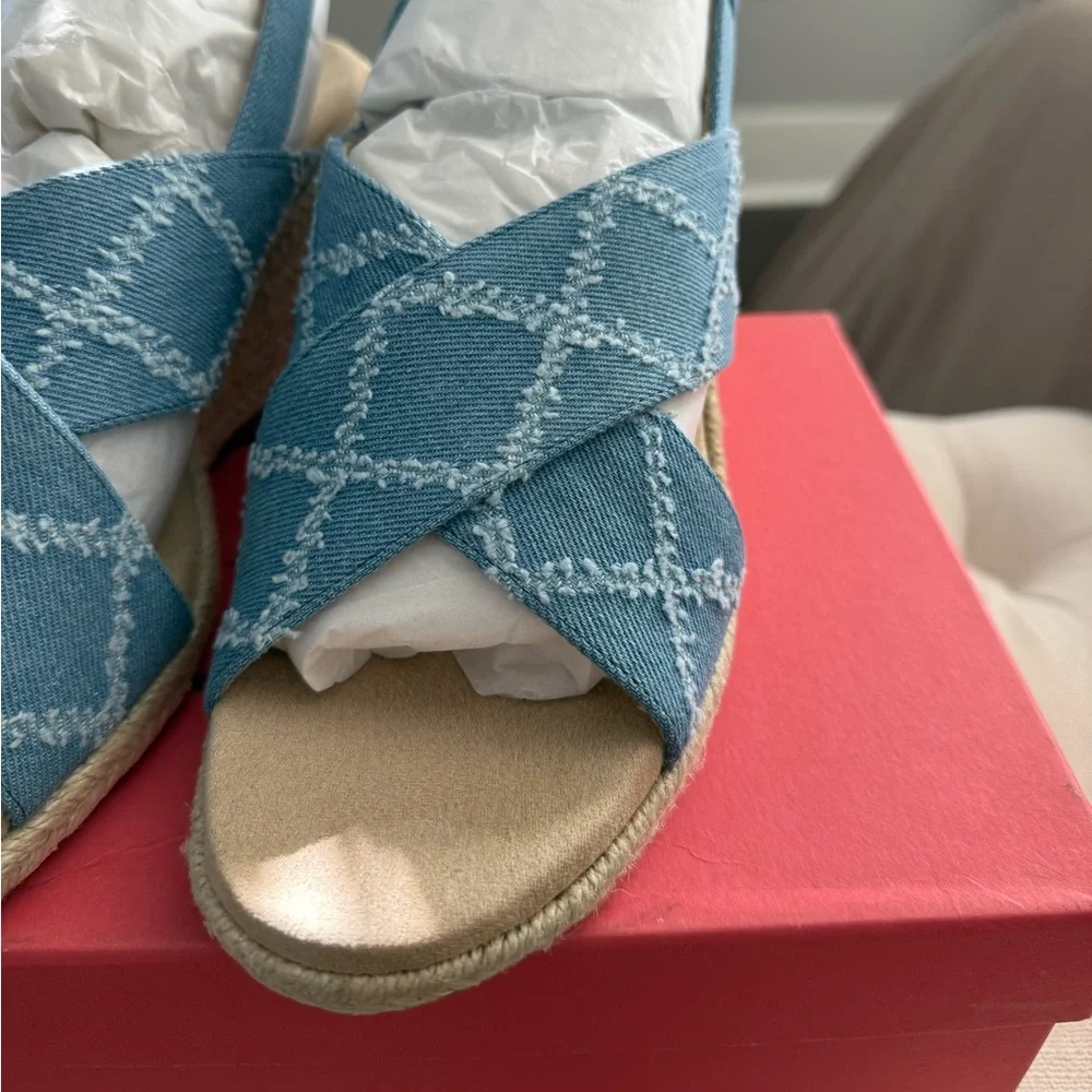 NEW Vaneli Leora Cross Band Espadrille Wedge Sandals Size 9.5‎